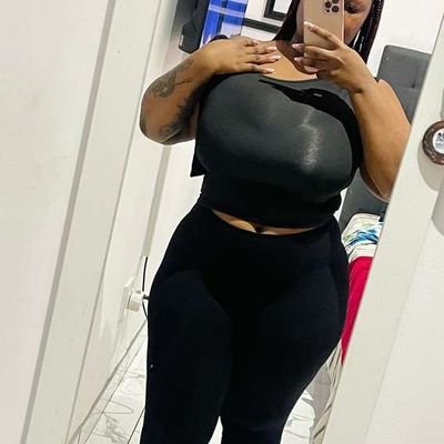 wetmelonxx's profile picture. 🇿🇦South African Baddie🇿🇦 Ft ready, Dm: https://t.co/DWFuPzbDqx