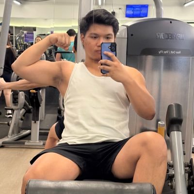 jp_soriano14's profile picture. 25 | ᜉᜏᜒ | young professional | series junkies | Targaryen | quod resistis persistere