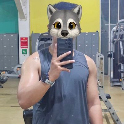 lattespecious's profile picture. Gym & running enthusiast | unavailable