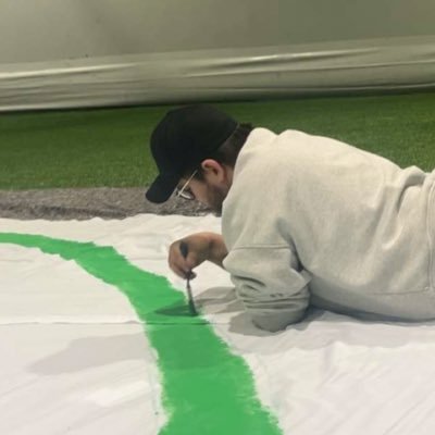 Bamseklompen's profile picture. Leder av Briskebybanden. 
HamKam og Man United for det meste. #vardreper #fuckvar