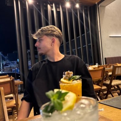 Carldudu_'s profile picture. 