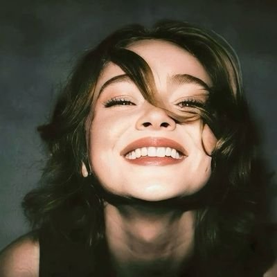 tickettocine's profile picture. ✧ 𝘰𝘯 𝘢 𝘴𝘵𝘰𝘳𝘮𝘺 𝘴𝘦𝘢 𝘰𝘧 𝘮𝘰𝘷𝘪𝘯𝘨 𝘦𝘮𝘰𝘵𝘪𝘰𝘯, 𝘵𝘰𝘴𝘴𝘦𝘥 𝘢𝘣𝘰𝘶𝘵, 𝘪’𝘮 𝘭𝘪𝘬𝘦 𝘢 𝘴𝘩𝘪𝘱 𝘰𝘯 𝘵𝘩𝘦 𝘰𝘤𝘦𝘢𝘯  •̀