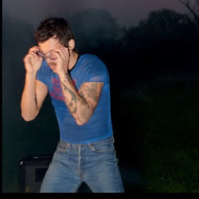 illicitaura's profile picture. 