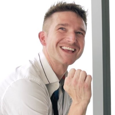 realmeetjames's profile picture. 🎥 Following the fault lines where belief, technology, and human nature collide.   💿Technology, Health, Science & Interviews 🎙️ 2 e-com exits