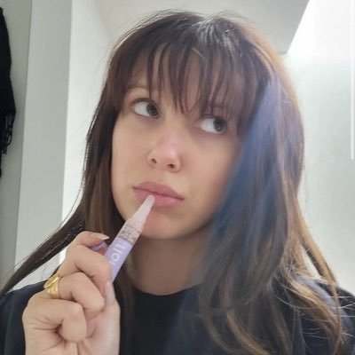 milliesstan's profile picture. millie bobby brown eu te amo
