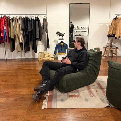 oscarwyman1's profile picture. 🌑💲🏴‍☠️ I get lost in the ether