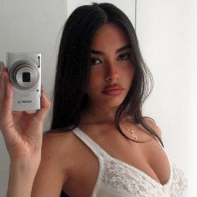 B4DENOUGH's profile picture. #madisonbeer: ilysm