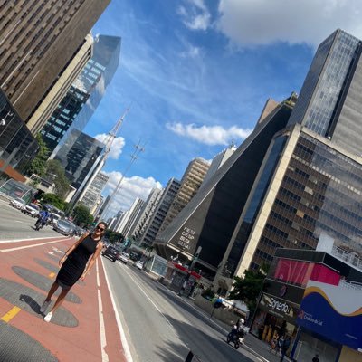 yaninaurb's profile picture. 