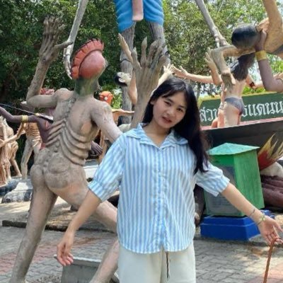 phuekhine38487's profile picture. 