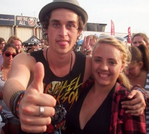 TwistedAddict_'s profile picture. This is my account that I strictly follow Twisted Rogues on! Follow me on my personal @twilightluverx3 #TeamKimPrint & #TeamJared