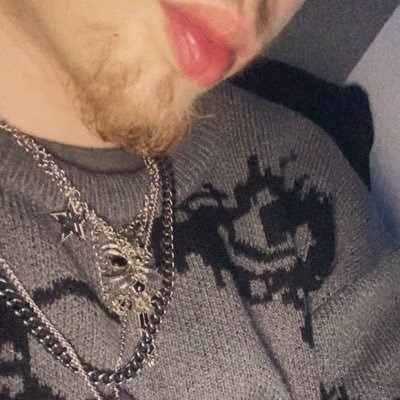 cadencnx's profile picture. Hiya i’m caden :3 / 20/uk/faceless acc/ i’m friendly 🙂 but i do bite 😗