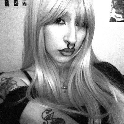 R4bbiit_'s profile picture. 