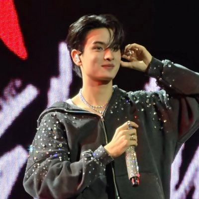 kp_Fahsar01's profile picture. BUS 🚌 X BEUS 💗 #KHUNPOL #PEEMWASU