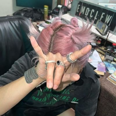 cachaciao's profile picture. ✧˖°⋆⭒˚.⋆be good. be bad. just be⋆⭒˚.⋆★ !!