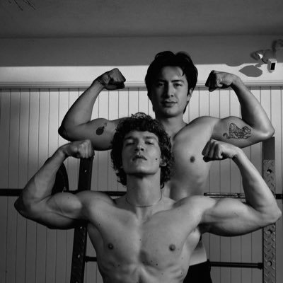 bckpckbyzzz's profile picture. ࣪—!¡#K soy la fruta que el no puede morder.