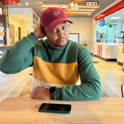 AdolfRivombo's profile picture. 🗣️ Influencer (@TheSaltrewards)
🤝 Affiliate : @Hollywoodbets & @Playabets (Ask me how to join) 
📰 News Breaker @PlayOnSA, 
💻E-commerce specialist