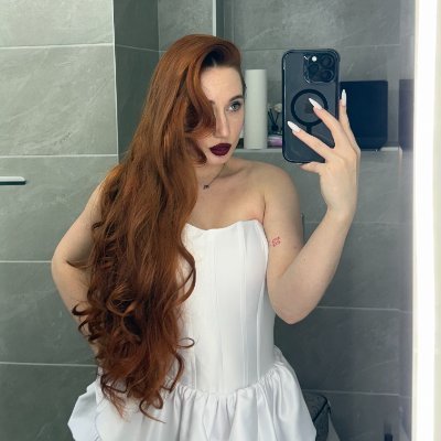 DomFoxenPrivate's profile picture. 