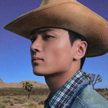 saraseong_'s profile picture. 🫶🏻 engene•ahgase•moa•exol•briize•onedoor  🫶🏻
nas horas vagas sou collector 💫