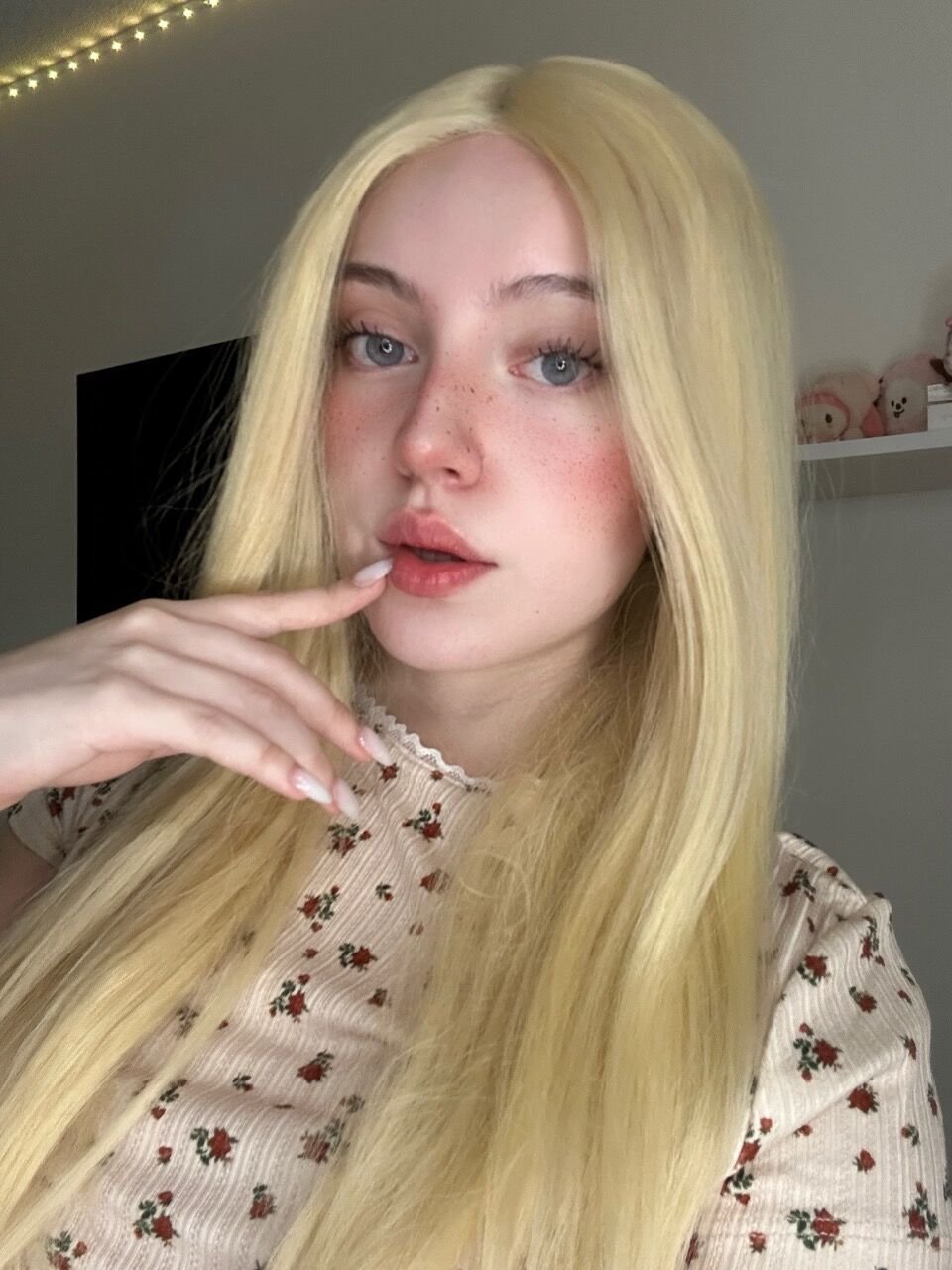 DurantGrad13629's profile picture. my bath is basically my therapy room, DM me for a session