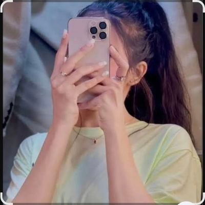 PubIicshow's profile picture. follow me 👈👈