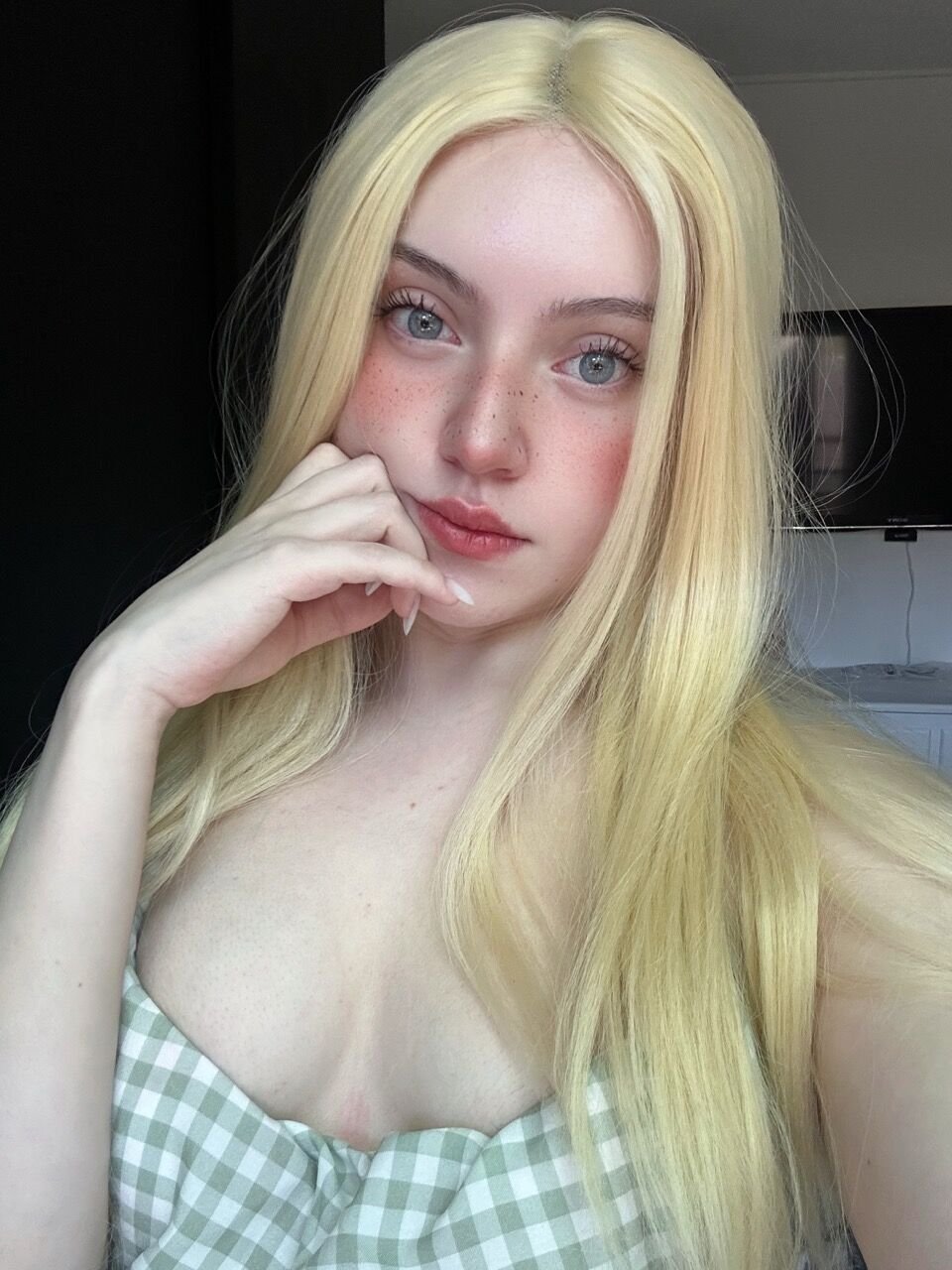 BriarHalo64448's profile picture. deff not ur average internet girl, proof s in DMs