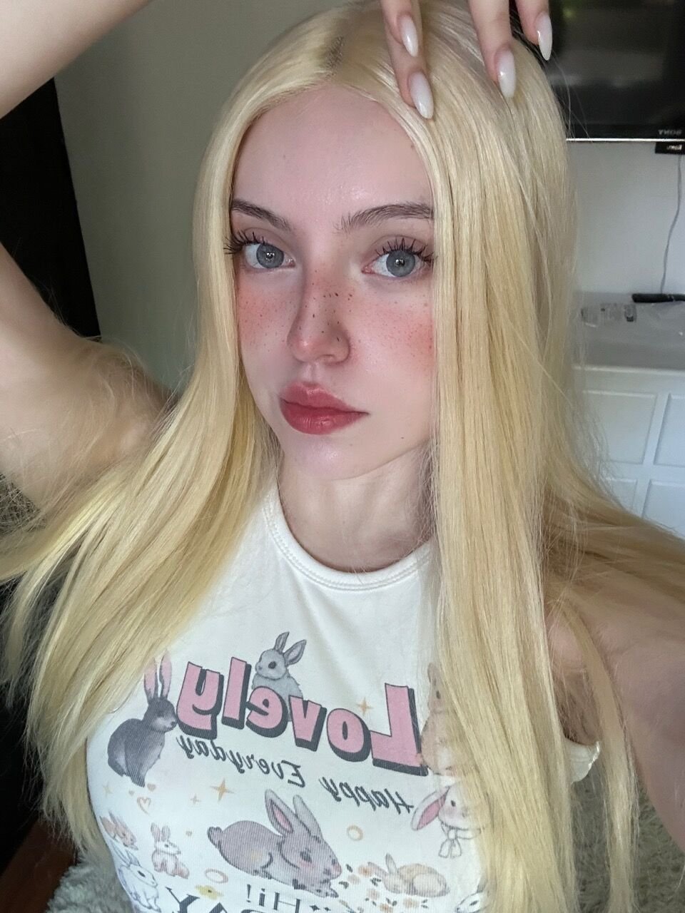 ClaraKings31298's profile picture. is there a typing speed limit, DM me before i find out