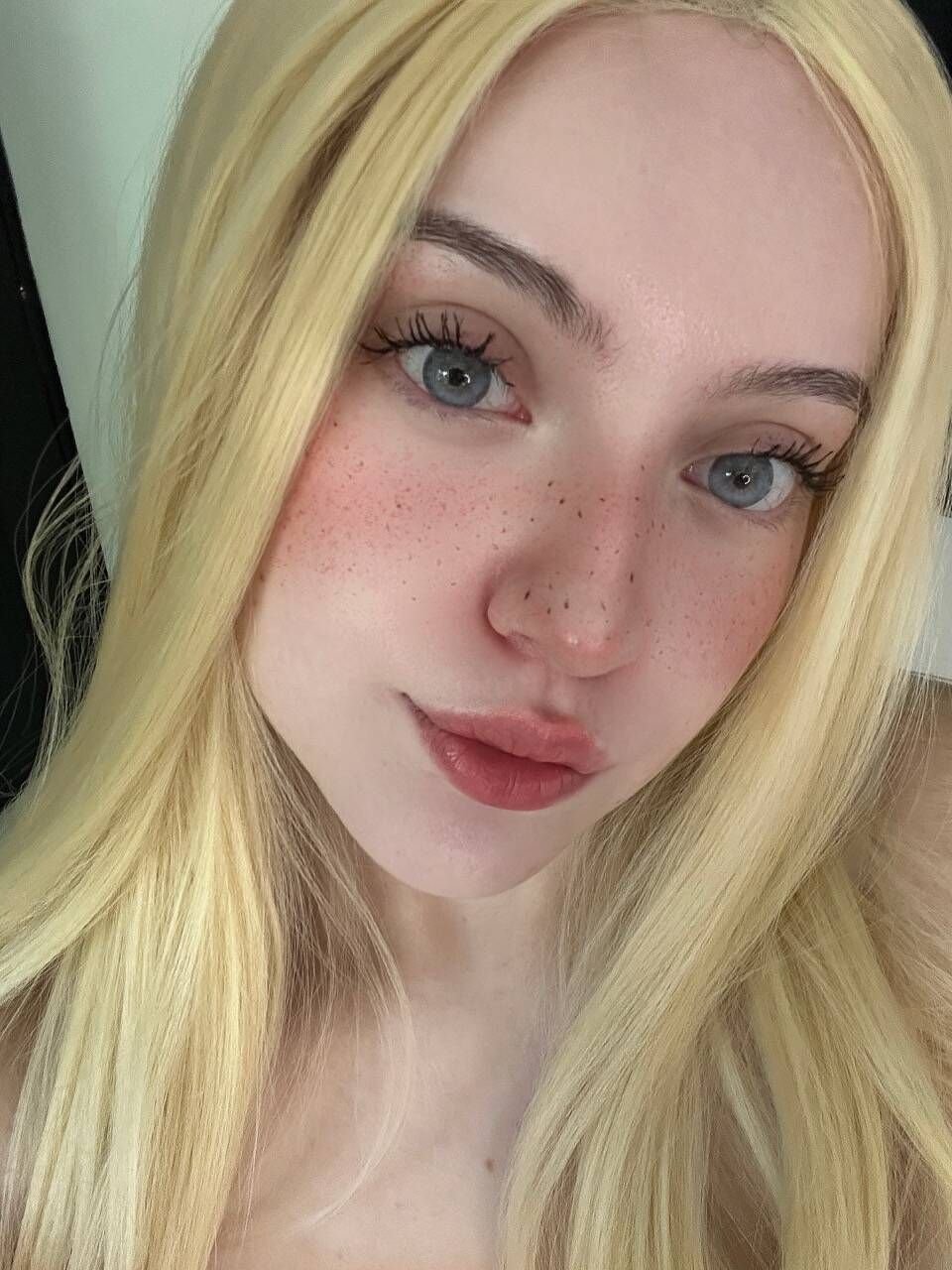 merrick_ha13873's profile picture. sometimes my brainn freezes like i have tooo many apps openn, DM mee to reboot