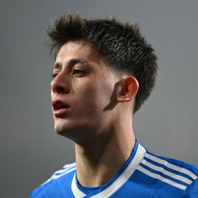 Ymn_TOB's profile picture. my team @RealMadrid ، my player @10ardaguler 💎 my goat @cristiano 🐐