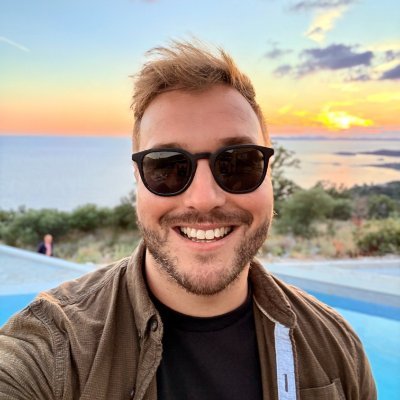 astrasmandesign's profile picture. Product Designer. I play music. I play sports. I'm rubbish at biographies.