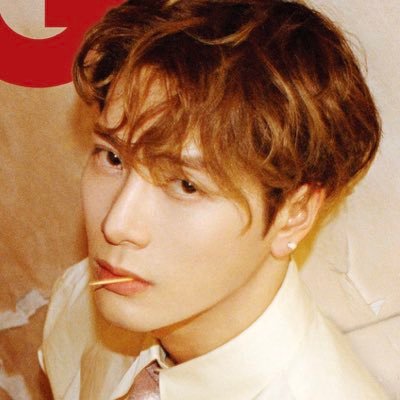 0328stagram's profile picture. 왕퍼피🇭🇰 with 왕잭슨🥰 · 여자밀지마세요!!! 알았어요??? @jacksonwang852 #JACKSON