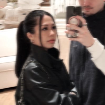 rvchellibee's profile picture. im exactly where I want to be