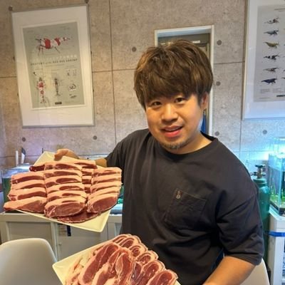 tsuuutom's profile picture. テーマは可愛いヘビと美味しいお肉。美味しい魚と美味しいお酒。ボールパイソンをブリードしています。ウルトラメルが１番の推し🐍
猪・鹿・鴨・キジを狙うハンター🦌🐗🦆
夢とロマンを求める大物釣師🐟️ロッドビルダー🎣自然の物を捕って食べて呑む🍷Xはボールパイソン飼育がメイン。皆さん仲良くしてください☺️✋️