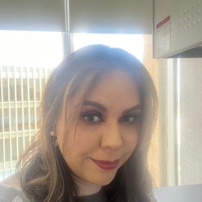 IGLA82's profile picture. Maestra en Derecho