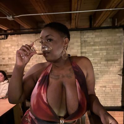 ladasiabryant's profile picture. Hey Im a designer, muralist, curator...tbh im just one artsy girl