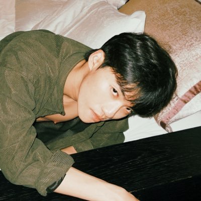 suck_stone's profile picture. https://t.co/G1oJqQ5zv1 🔞本帳號含18禁內容🔞 未成年請勿觀看。我是小石頭🪨170/60/0.9。喜歡吃屌的一號。嘗試經營看看網黃生活🫣 有時候是話題句點王。無惡意🥲