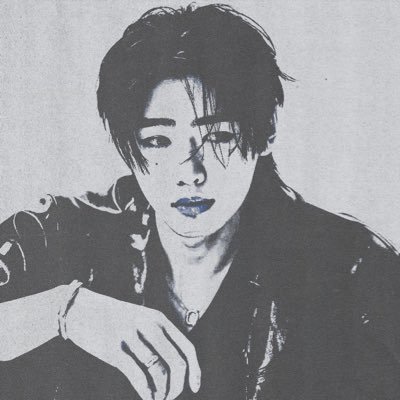 eavirou's profile picture. ⠀ ⠀ ⠀⠀ with the rising moon, my heart is complete. ⠀⠀ ⠀⠀⠀ ⠀ ⠀⠀⠀ ⠀⠀