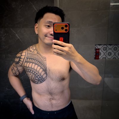 VitaminCee25_'s profile picture. Brand Man | Alcohol(ic) | Frustrated Scientist | Diver | #VitaminCee #StayStrong | @VitCee25_sharp | #UPFight | SW-2631-5689-3013 | IG: @vitamincee25_. O's.