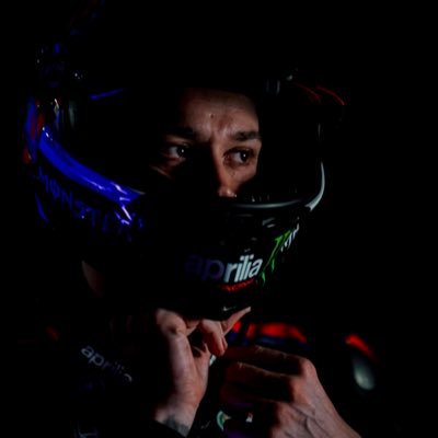 EvieeeF1's profile picture. Just a regular F1 and MotoGP fan, who doesn’t really know what to tweet.