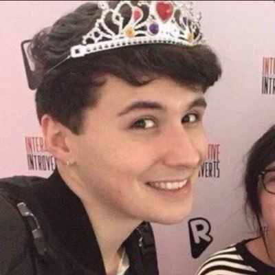 cryptiddnp's profile picture. witchy lesbian and so called phannie