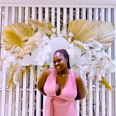 Incredibleimani's profile picture. Books•Coffee•Wine• IG: @theimanigram