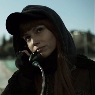 louvsfv's profile picture. gabriela guimarães stan.