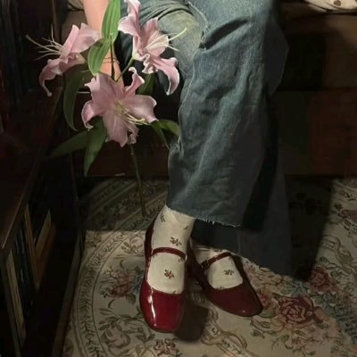 llillrrl's profile picture. محاولات لجعل الأمور أقل أهمية في ذهن حاد الإنتباه