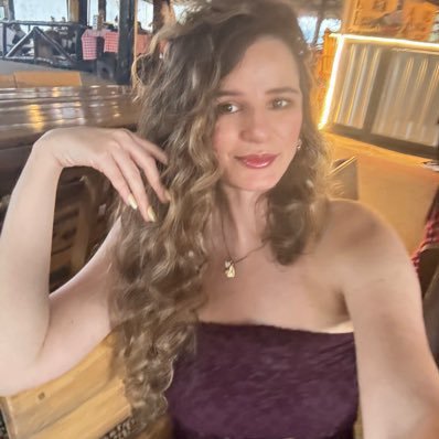 andreamardelmar's profile picture. Abogada @Urosario /UBA| Litigio Estratégico Internacional anti Discriminación, Migración y Asilo |Rpte Colombianos en el Exterior por @DignidadyComp