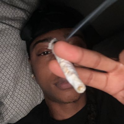 _brycejm's profile picture. #CB2 #LLLM #LL5 #LLGRUMP #DoItForMoney if finessing was a sport im more than likely to get all the trophies |neighborhood icon| #XVL #yadigg⛏⚒