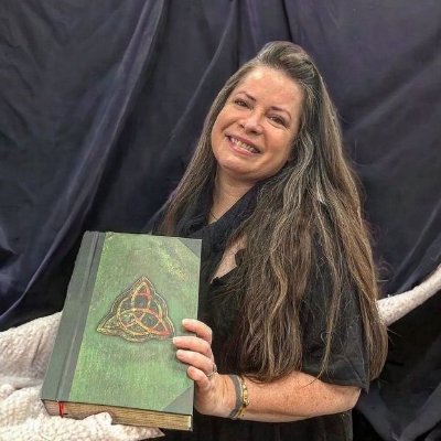 CharmedComic93's profile picture. A Fan of Charmed and Tomb Raider. Check out this Charmed Revival Petition https://t.co/PQZUJE0GH8  Blessed be ☽❍☾
