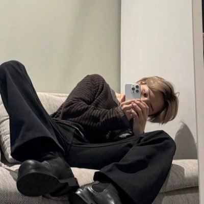 andcollect_'s profile picture. kookmin and yoongi collector.