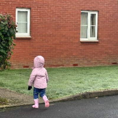 orriiola's profile picture. ase lo ma n panic