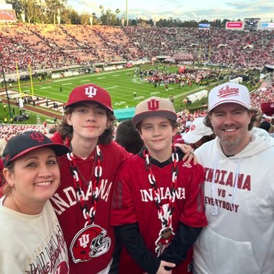 317heathbar's profile picture. Husband & Dad of Two | Proud Hoosier | PR Pro @MillerBrooks | Lover of music, comedy, classic cocktails & horror flicks | Views are my own