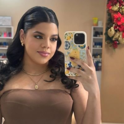 danielaferz12's profile picture. Nutricionista💗 
👩🏻‍⚕️🍏💜
