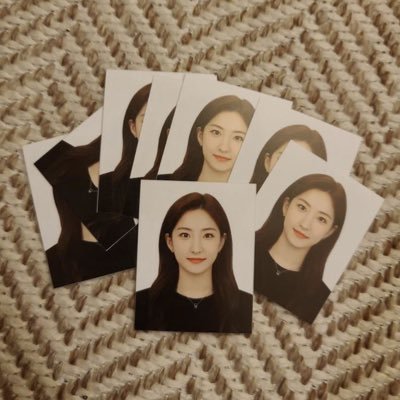 losetimewar's profile picture. and once again i bloom a lotus flower 𓆝 𓆟 𓆞 𓆝 𓆟